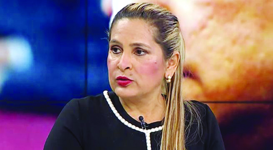 Maritza García"Olaechea debe comportarse a la altura que demanda su cargo"