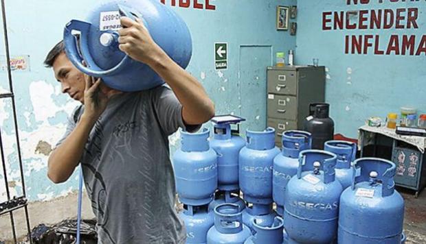 Opecu: Precio del balón de gas debe bajar S/0,59 desde el viernes