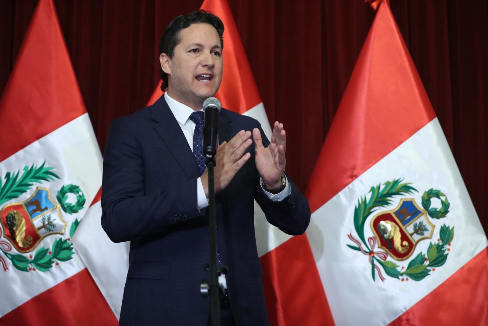 Después de ser sancionado quiere volver a tener poder con «Perú Firme»