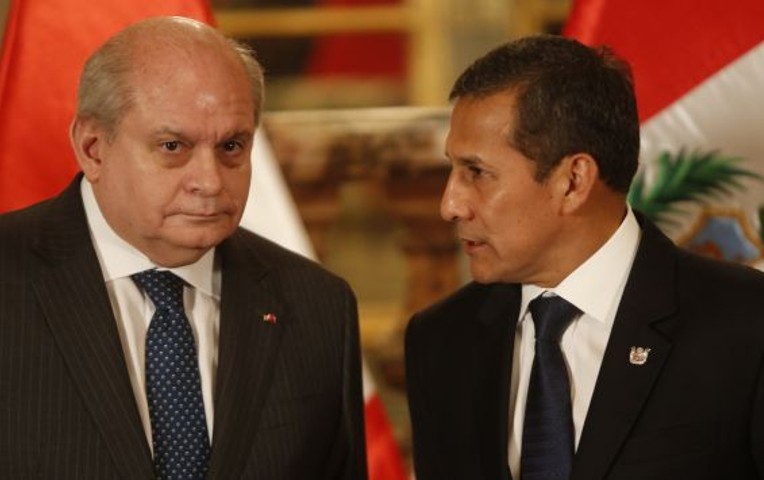 Presentan siete denuncias contra Humala y Cateriano