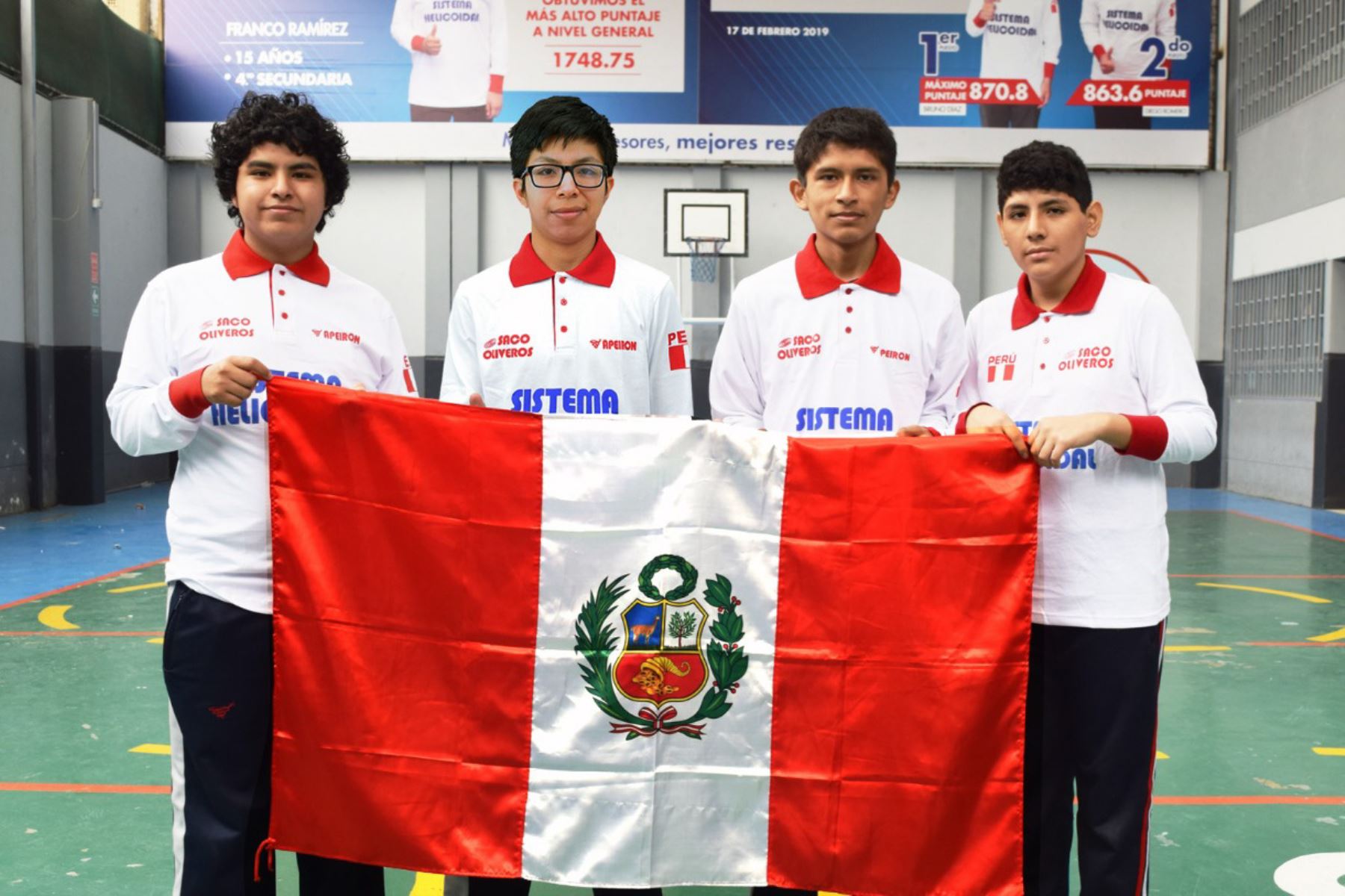 Perú obtuvo cuatro medallas de oro en la Sexta Olimpiada Internacional de Geometría de Irán