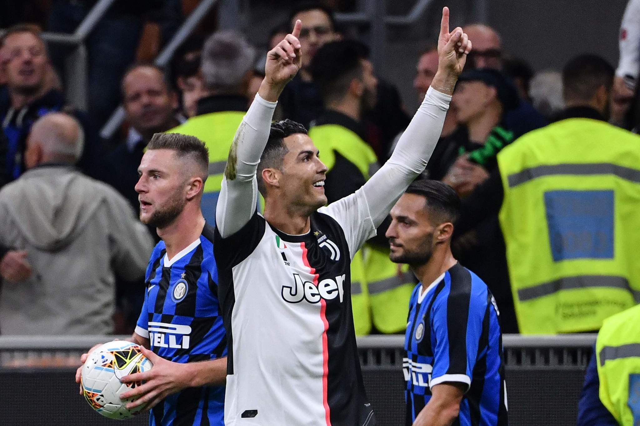 Juventus destrona al Inter de Milán en la Serie A