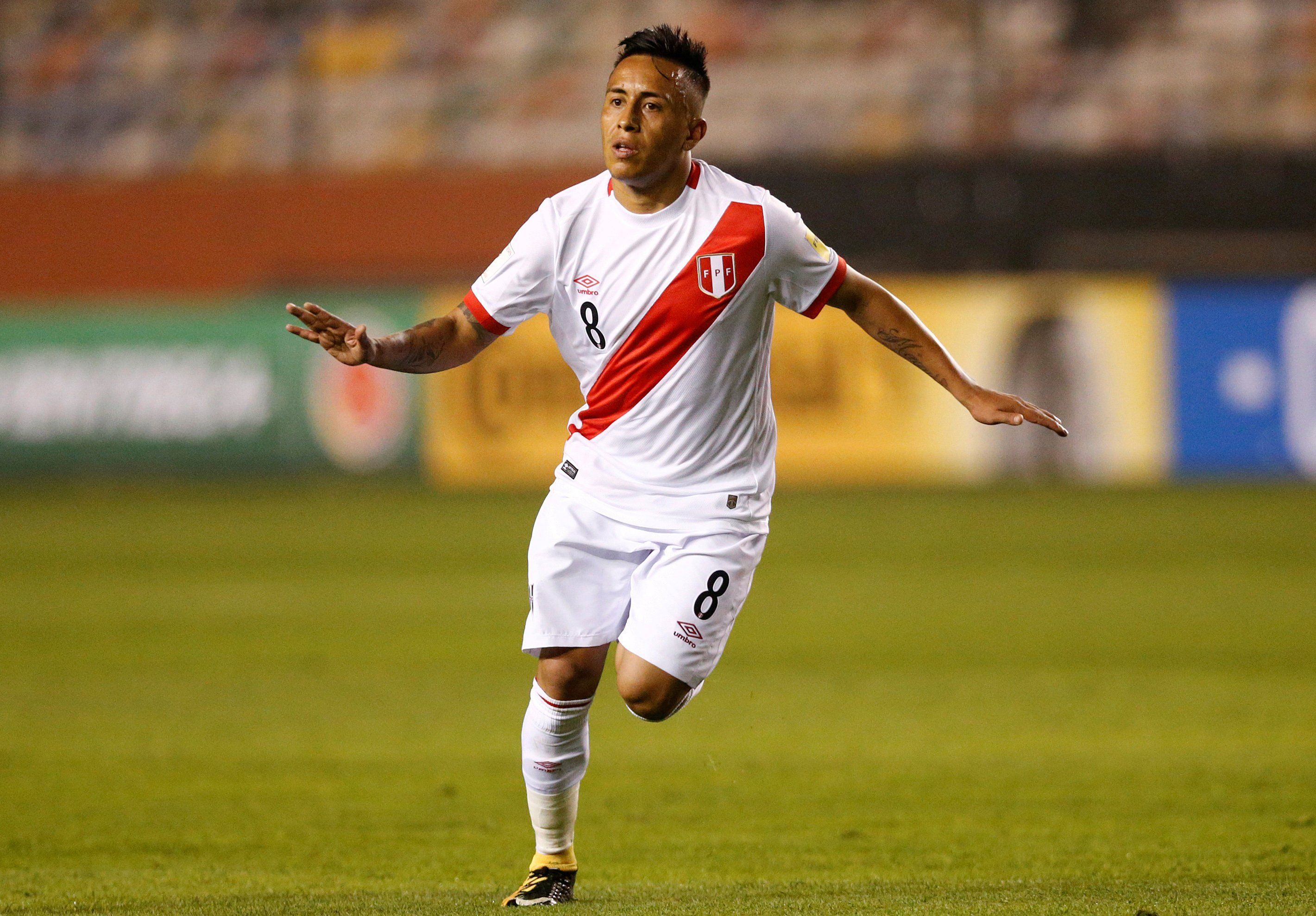 Cueva con un pie fuera de las Eliminatorias Qatar 2022