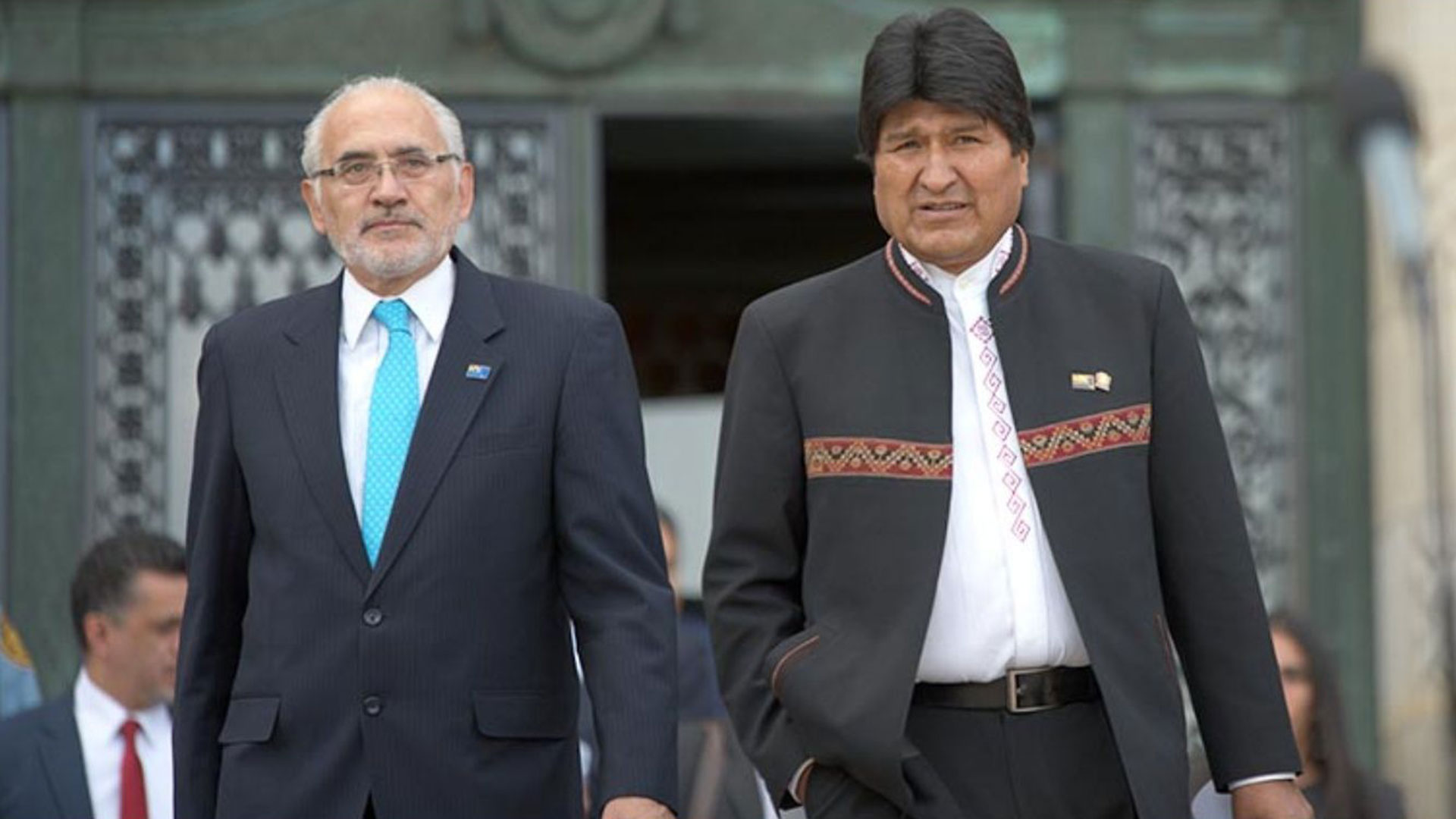 Bolivia: Evo Morales y Carlos Mesa irán a segunda vuelta