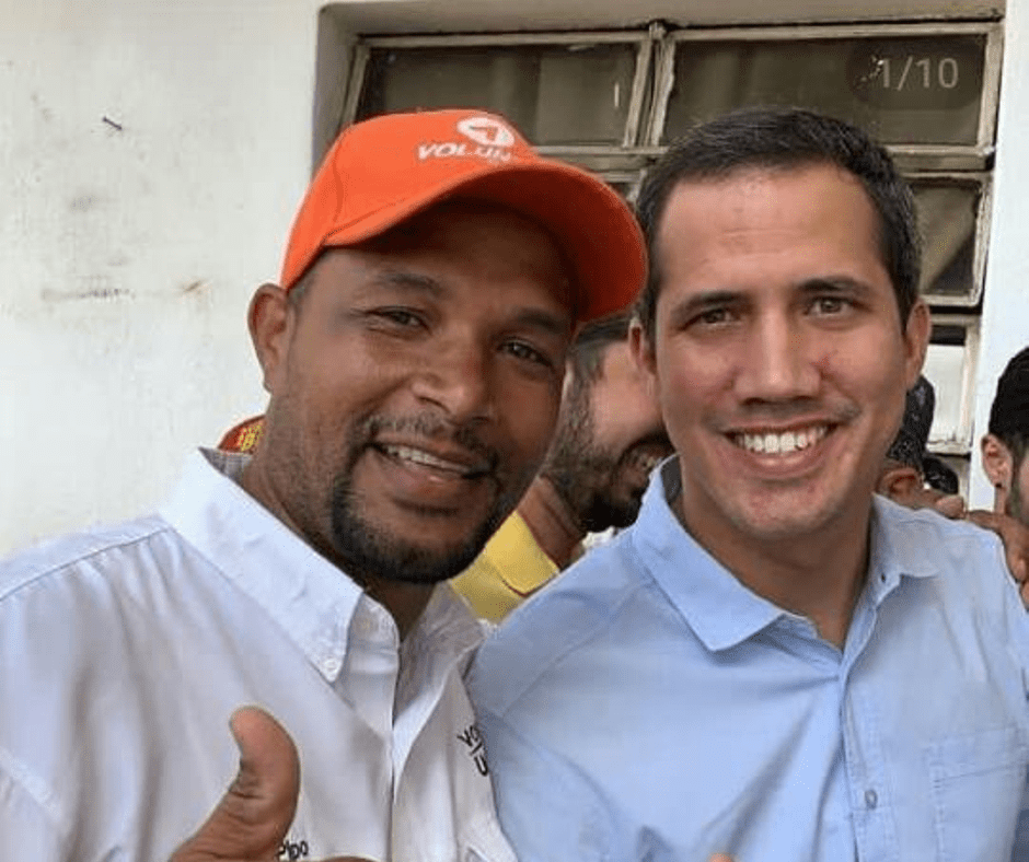 Hallan calcinado en carretera a opositor de Nicolás Maduro