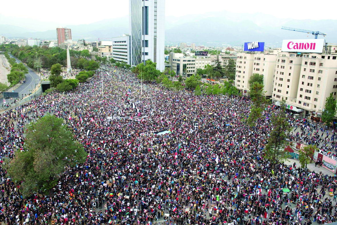 Chilenos realizaron la marcha más grande de su historia