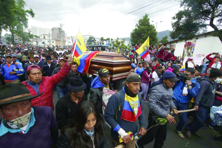 Indígenas de Ecuador denuncian crímenes durante sus protestas