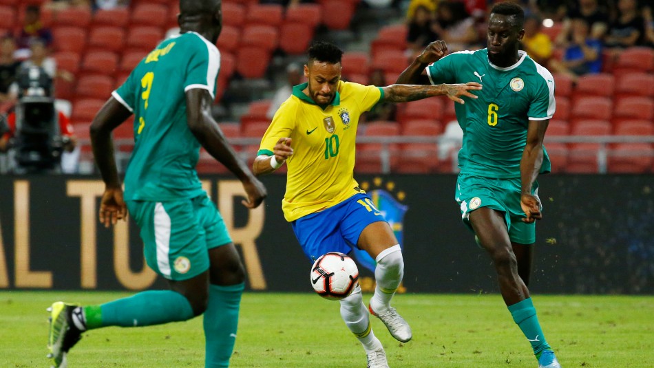 Brasil continúa sin conocer la victoria en amistosos