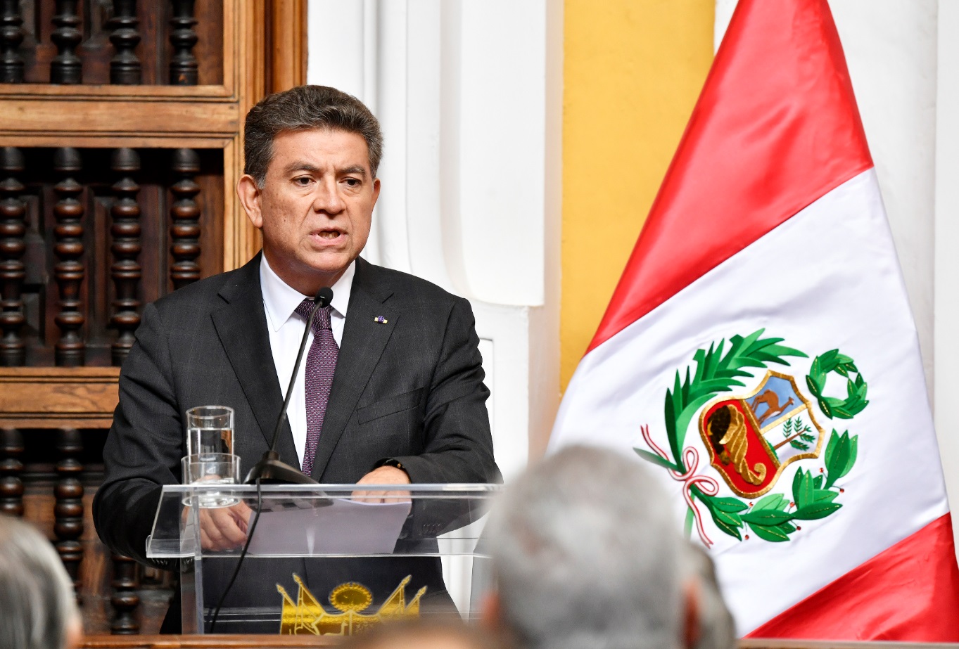 Canciller peruano pidió que Evo no haga escala en Lima