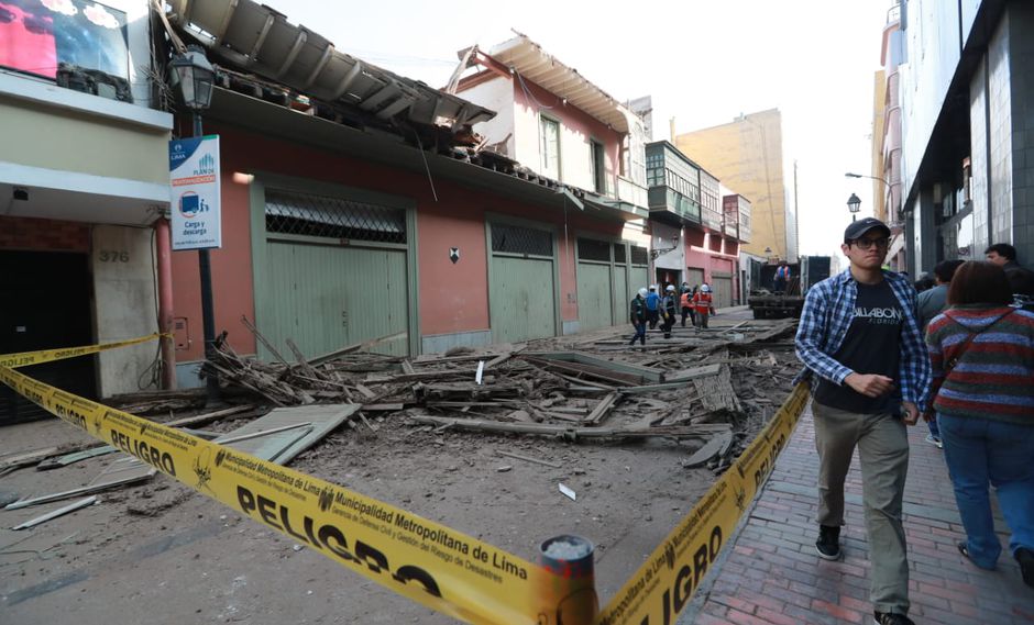 Municipalidad de Lima en Problemas por balcón caído