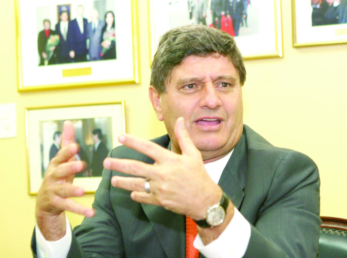 “Raúl Diez Canseco no tiene moral para hablar de lucha anticorrupción”