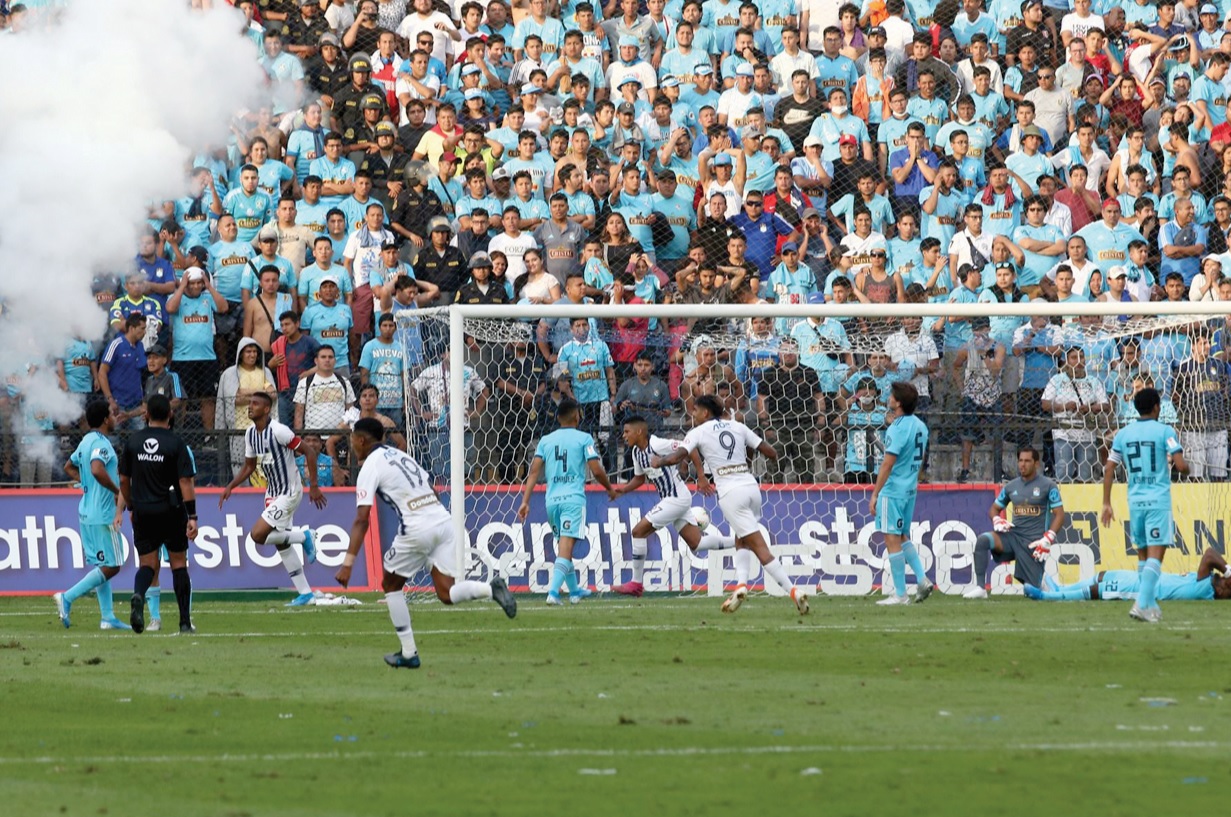 Alianza Lima gana 1-0 ante Sporting Cristal