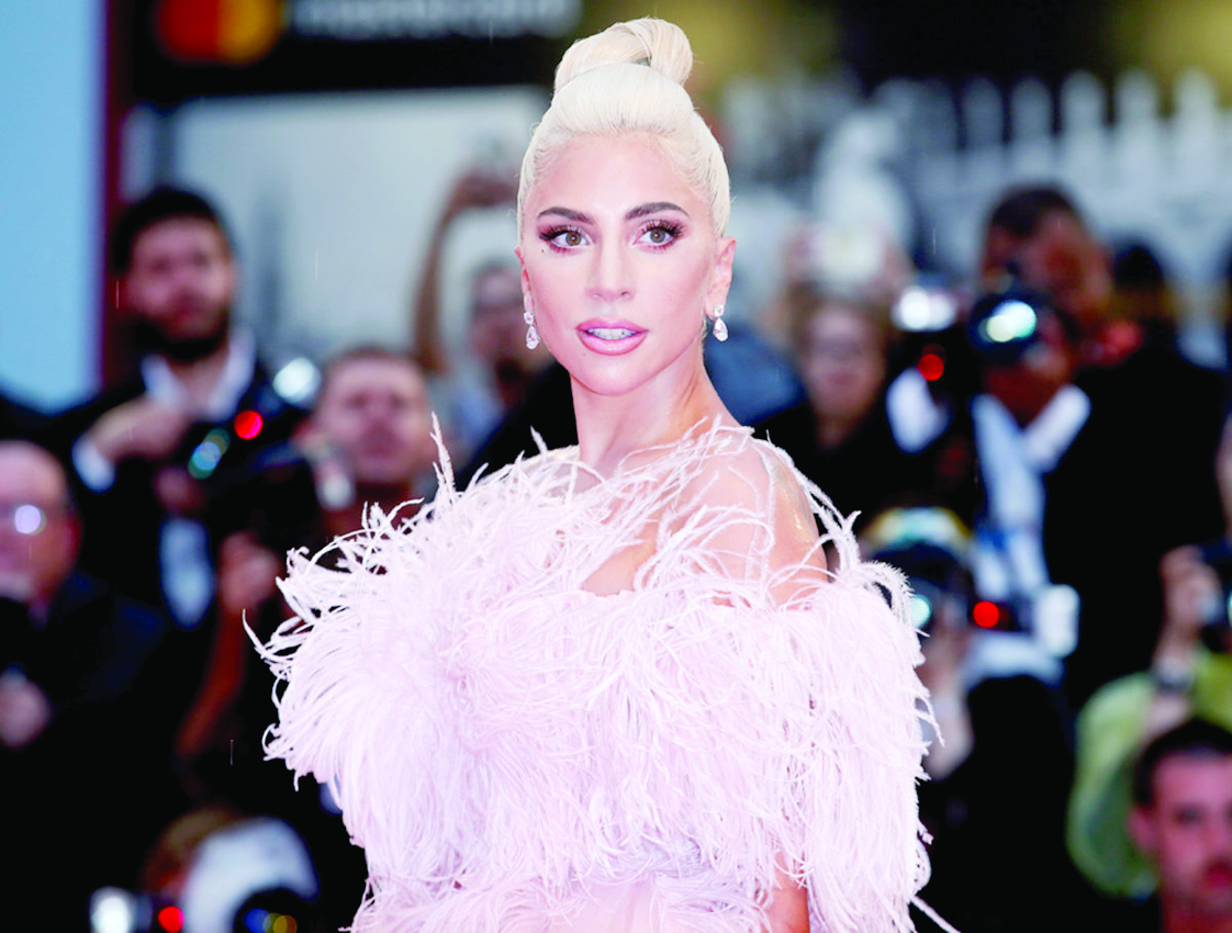 Lady Gaga confiesa que padece de fibromialgia