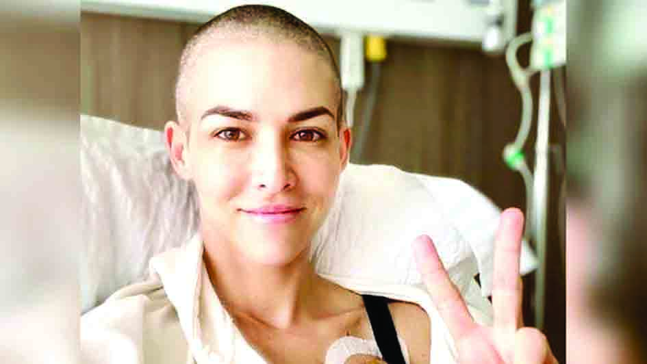 Hospitalizan a Anahí de Cárdenas tras pasar quimioterapia