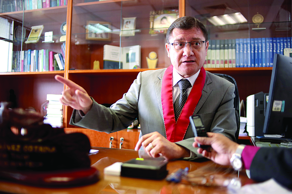 El fiscal Jorge Chávez Cotrina asegura que el Gobierno perdió la oportunidad de realizar una verdadera reforma judicial.