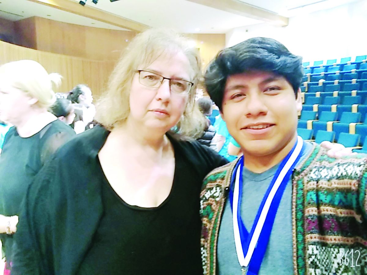 Peruano gana tercer puesto en Festival Internacional de Flauta
