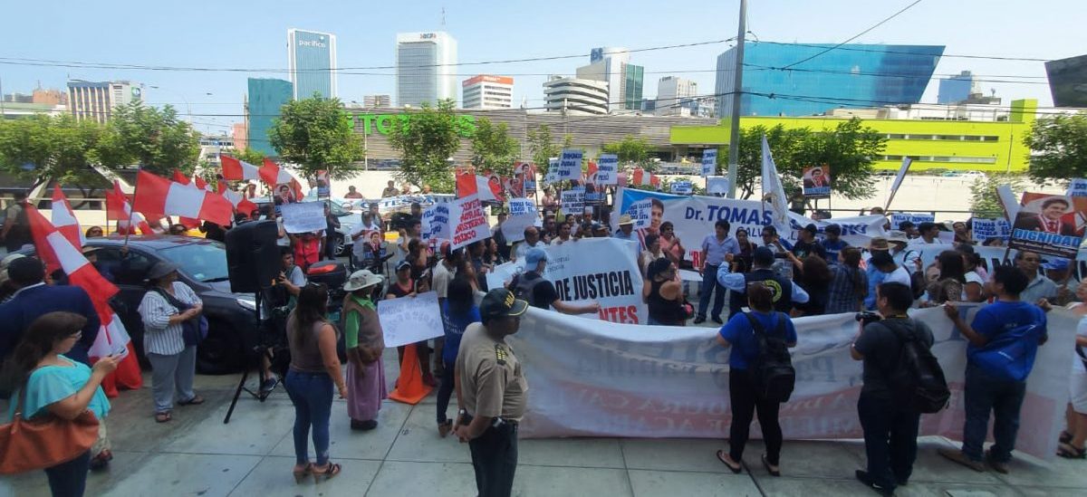 Protesta contra la JNJ por cobijar a asesores vinculados a Odebrecht