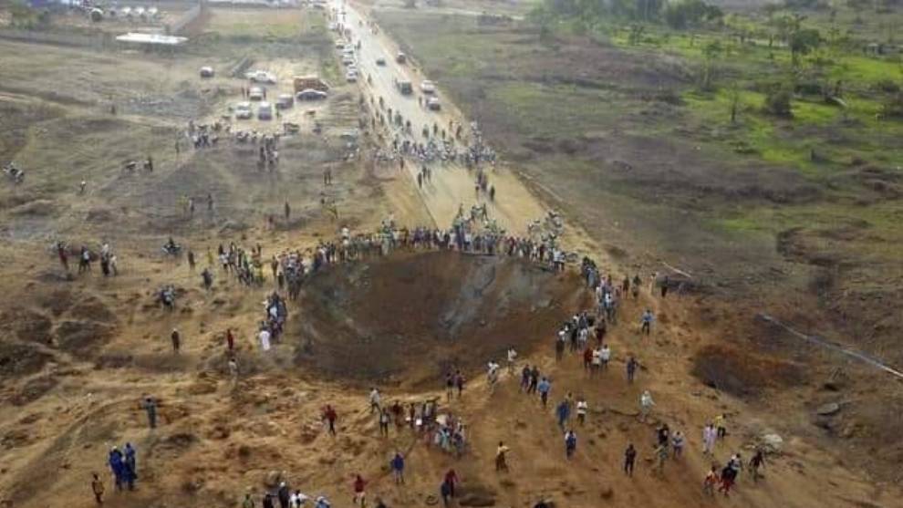 Supuesto meteorito cae en Nigeria y produce inmenso cráter