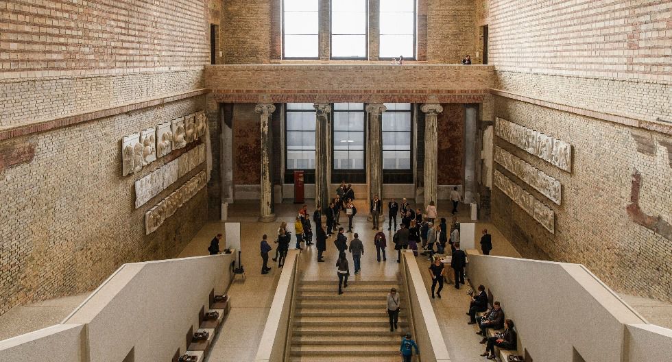 Berlín reabre museos y bibliotecas tras cuarentena