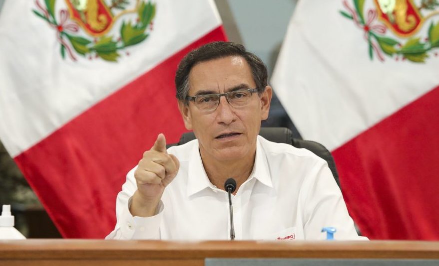 Vizcarra defiende a Víctor Zamora pese a crisis en el sector salud