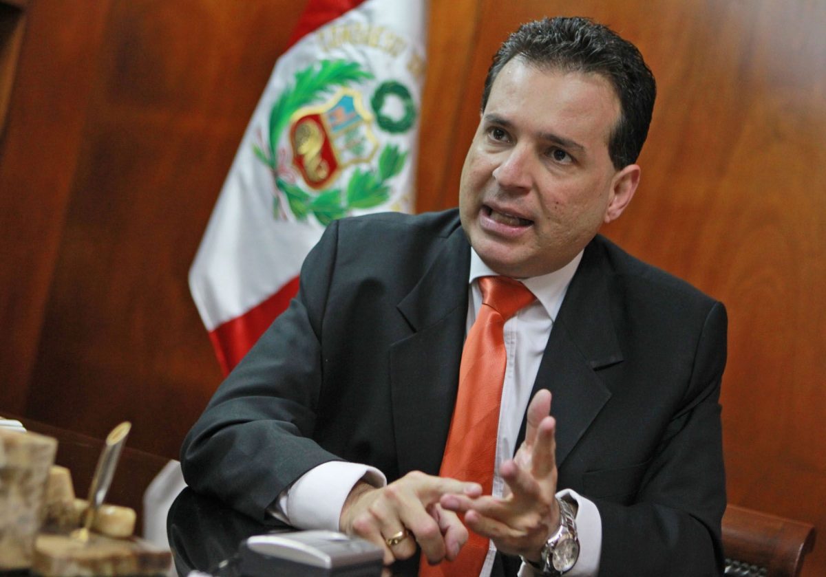 Omar Chehade: La cifra de muertos en Perú es de 7 mil y no 3 mil como dice el gobierno
