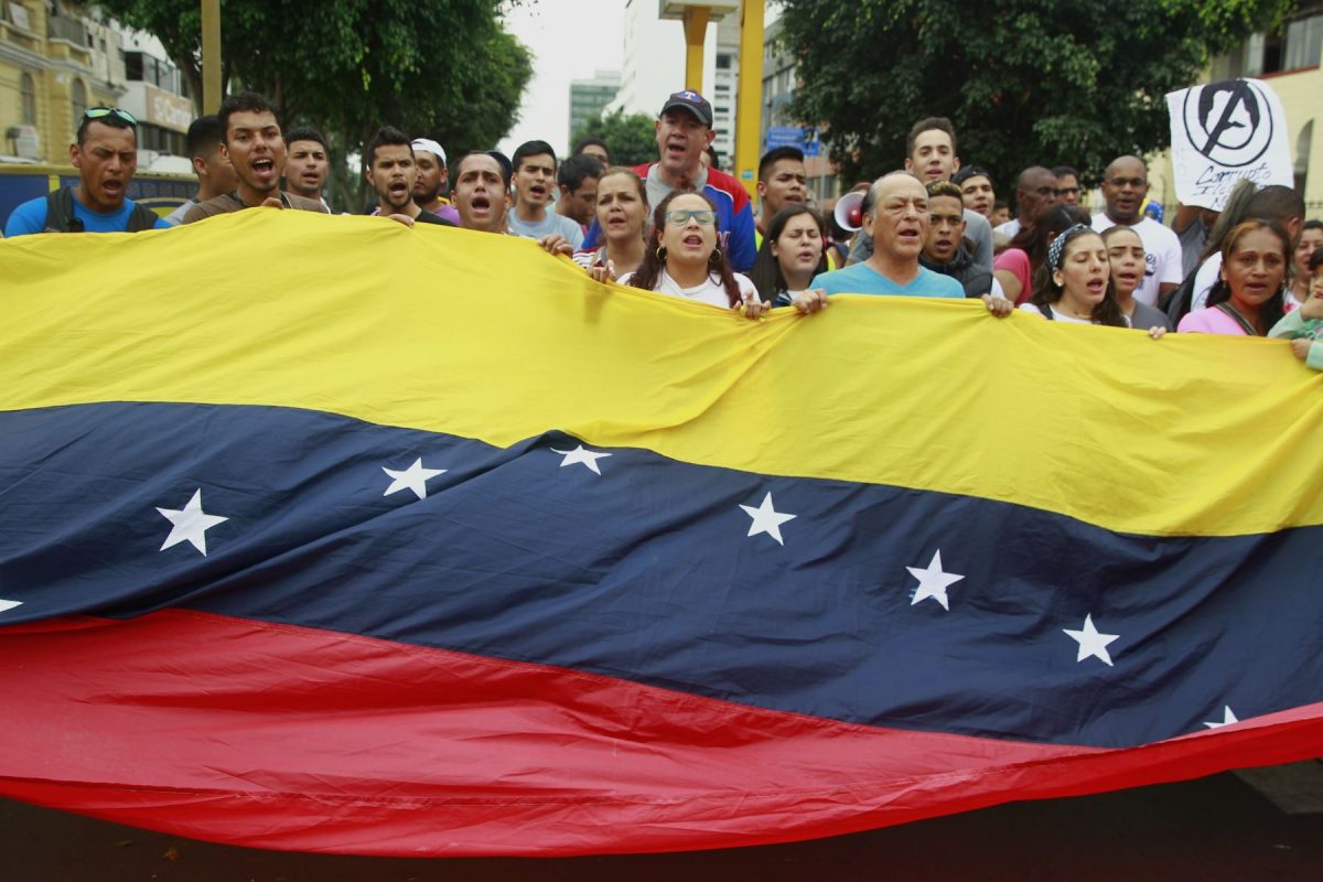 Venezolanos exigen a Vizcarra que los regresen a su país