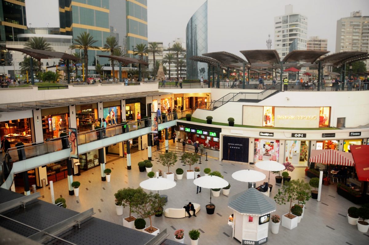 CCL piden incluir a centros comerciales la reactivación
