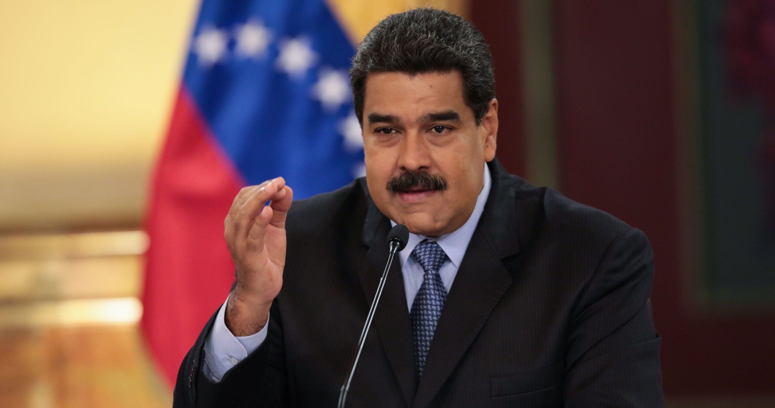 Gobierno de Nicolás Maduro canceló un vuelo humanitario a España