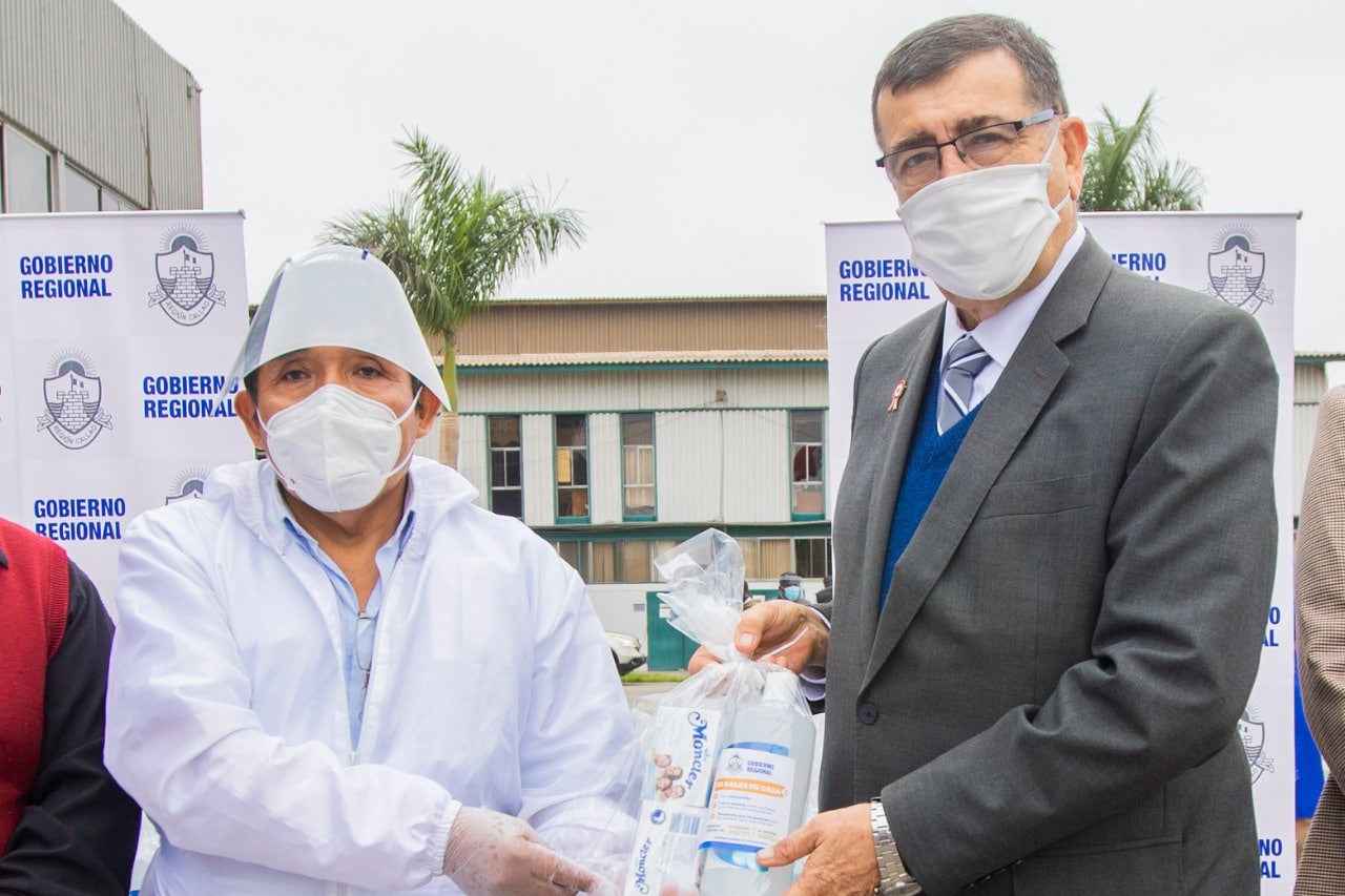 Entregan kits de aseo y protección anticovid a 122 emolienteros que reiniciarán actividades en el Callao