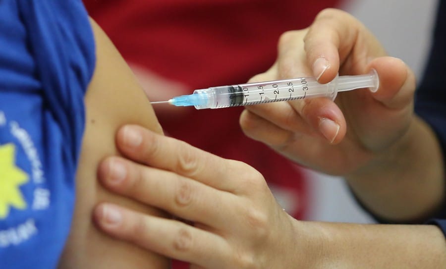 Chile llama a voluntarios para probar vacuna contra el ...