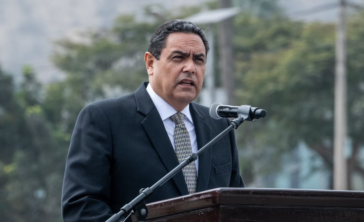 Jorge Montoya renuncia al Ministerio del Interior