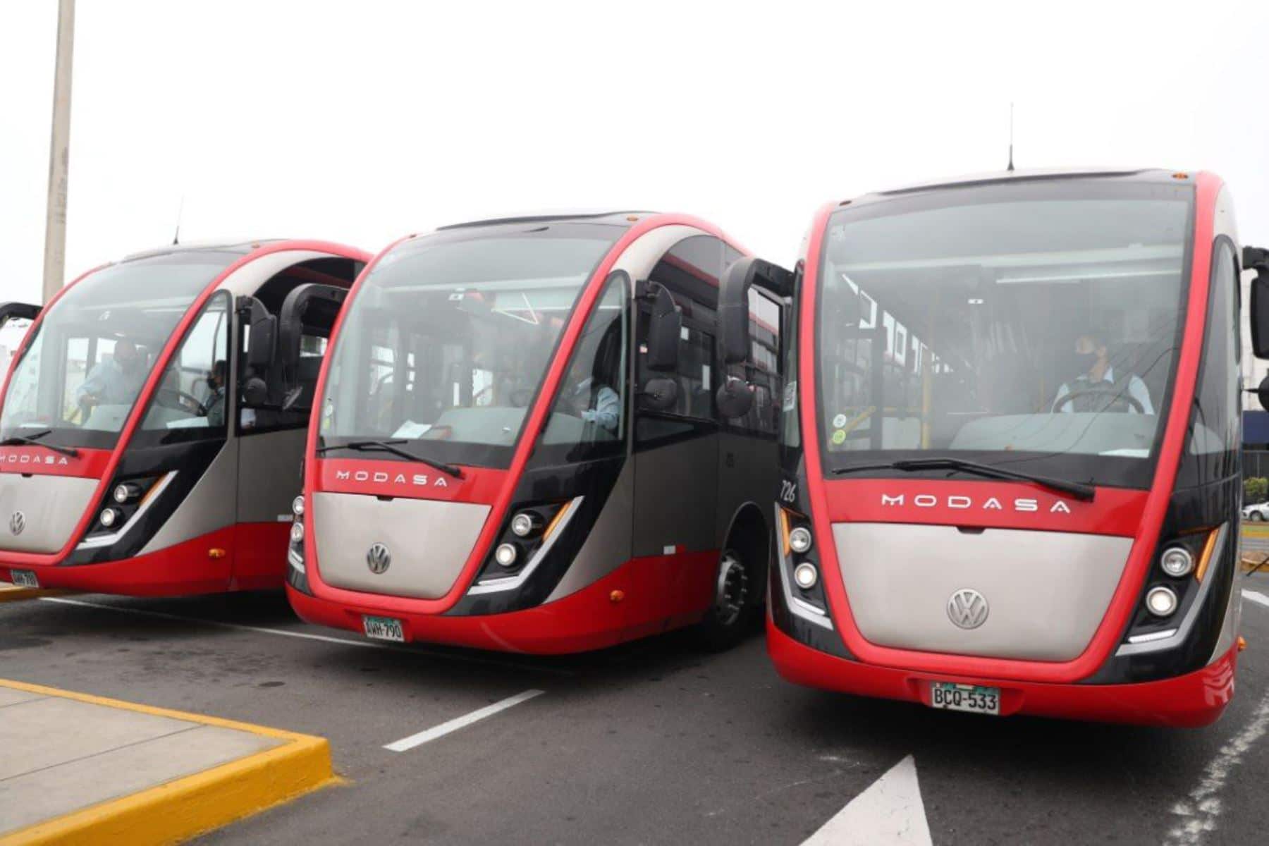 Los nuevos buses del corredor rojo operarán a partir de mañana.