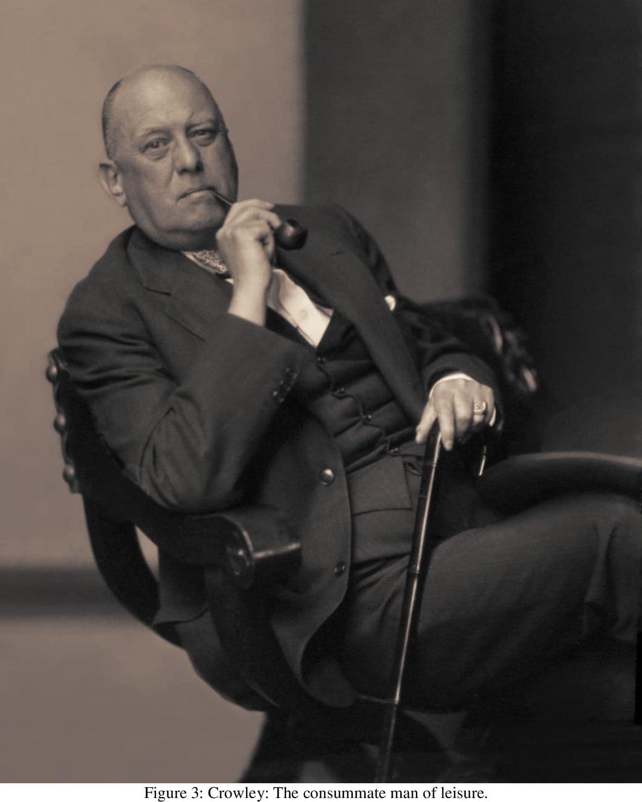 A. Crowley, el más grande ocultista considerado a la vez un genio y un anticristo