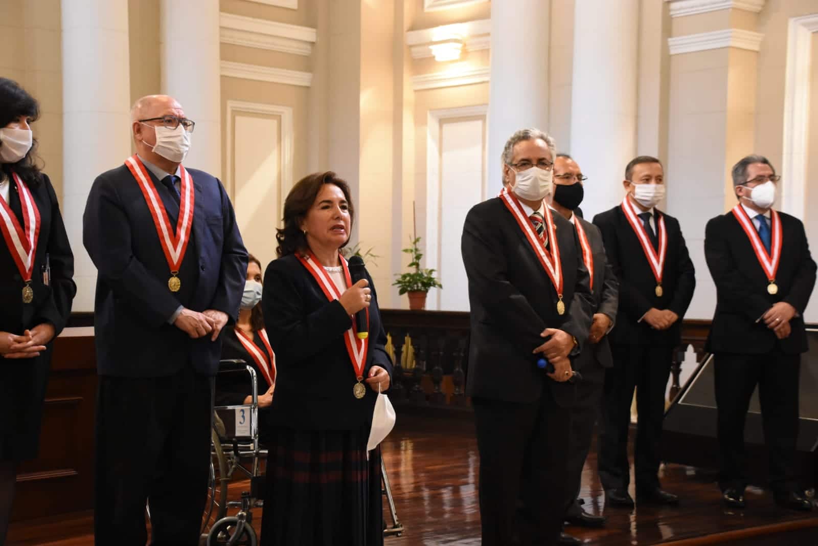 Jueces y juezas supremos eligen a Elvia Barrios Alvarado, primera mujer en asumir la presidencia del Poder Judicial