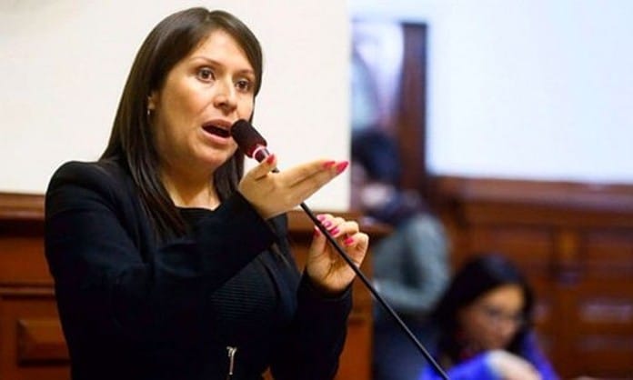 Vilcatoma pide se declare improcedente candidatura de Vizcarra