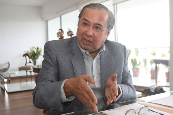 Pugna por liderazgo entre Cerrón y Castillo agudiza crisis en Perú Libre