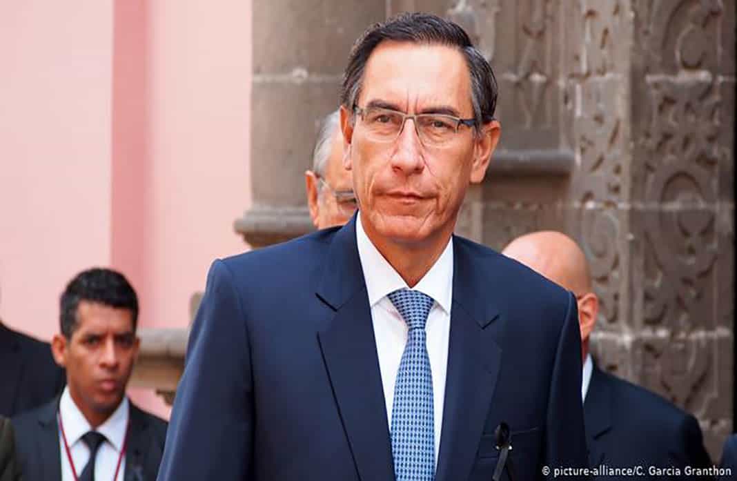 Fiscal de la Nación presentó denuncia constitucional contra Martín Vizcarra