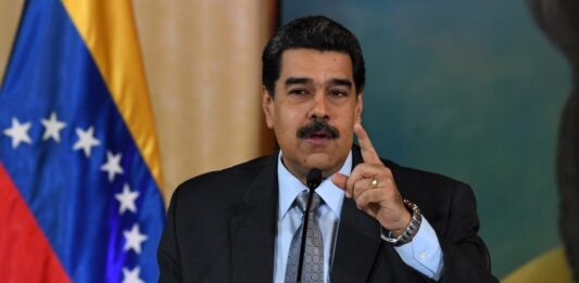 NICOLAS-MADURO-venezuela-sueldo