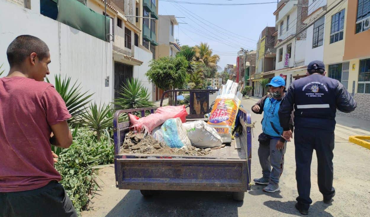 Trujillo multará con S/1100 si arrojan basura en las calles