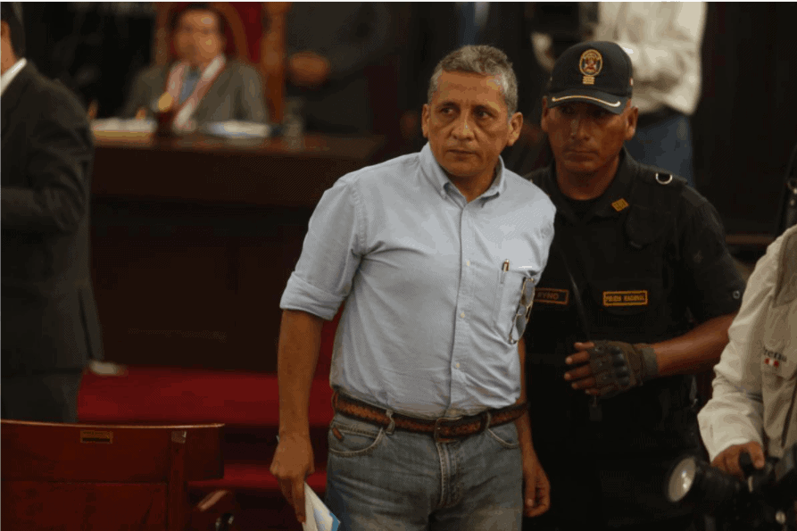 Bellido no descarta eventual indulto a Antauro Humala