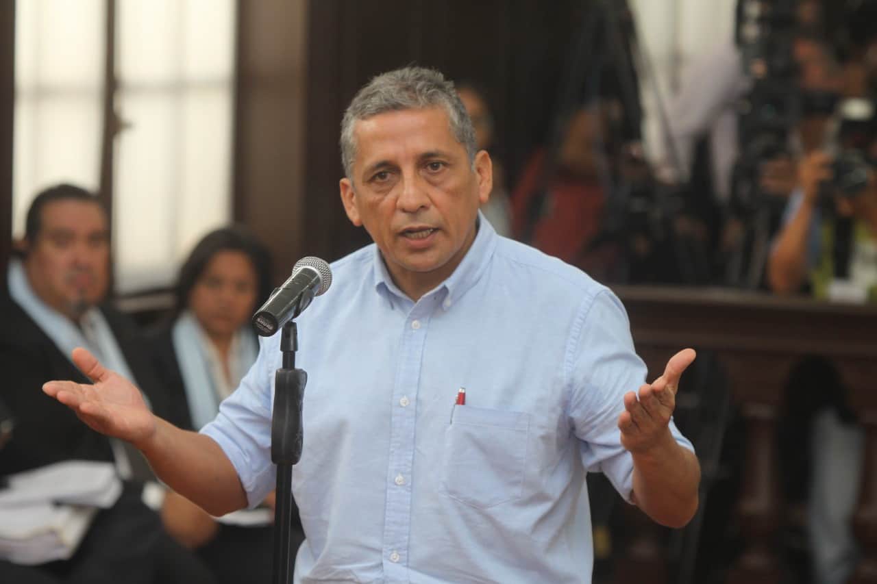 Oficialista calificó a Antauro Humala de ‘preso político’
