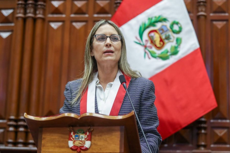 María del Carmen Alva: “El  voto de confianza es vigilante”