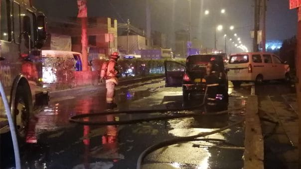 Accidente provoca fuga de gas en la Carretera Central en Ate