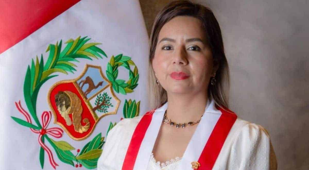 Tania Ramírez: Castillo se debe deslindar de Cerrón