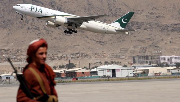 Kabul: Primer vuelo comercial internacional desde el regreso de los talibanes