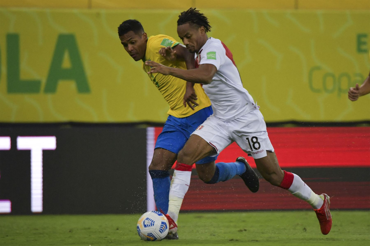 Brasil se impuso 2 – 0 frente a la ‘bicolor’