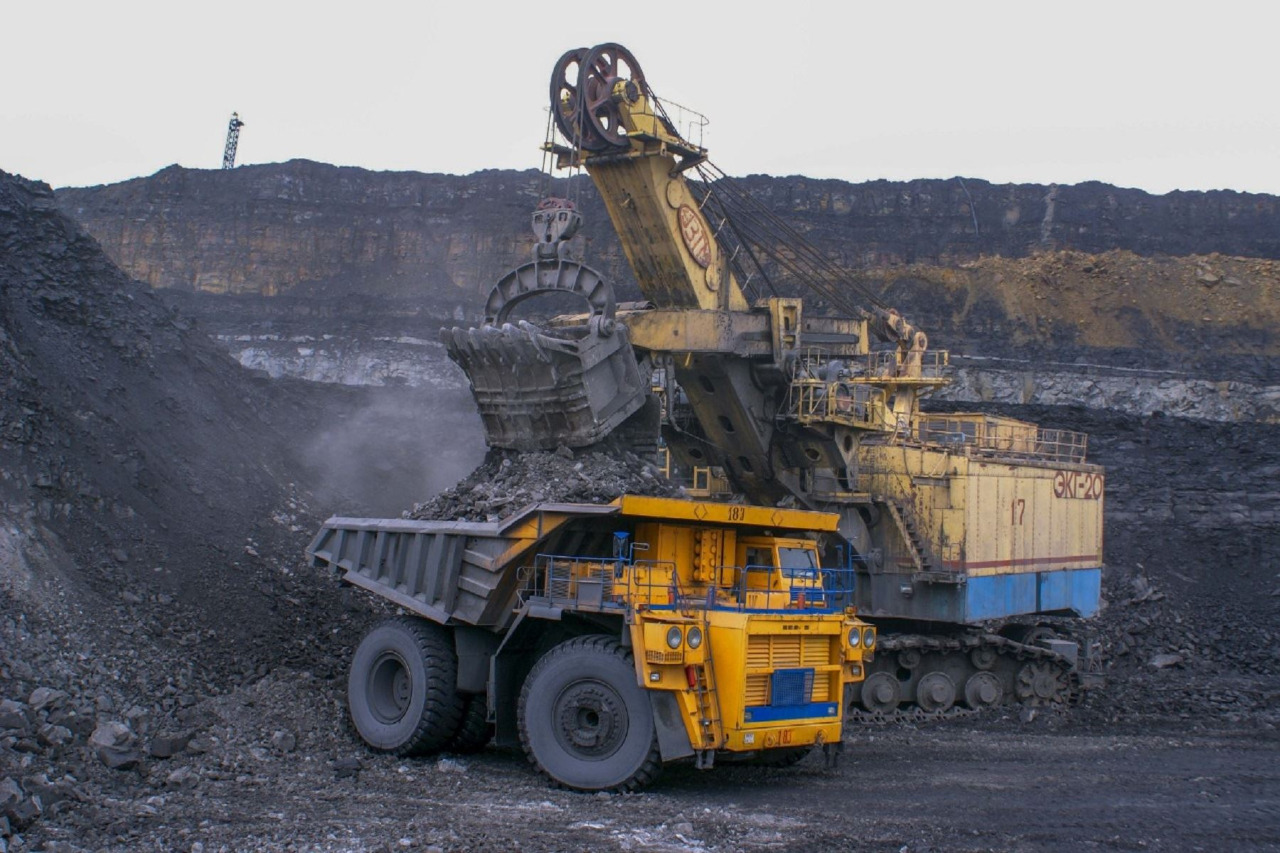 Velarde: Sin minería, inversión privada caería en el 2022
