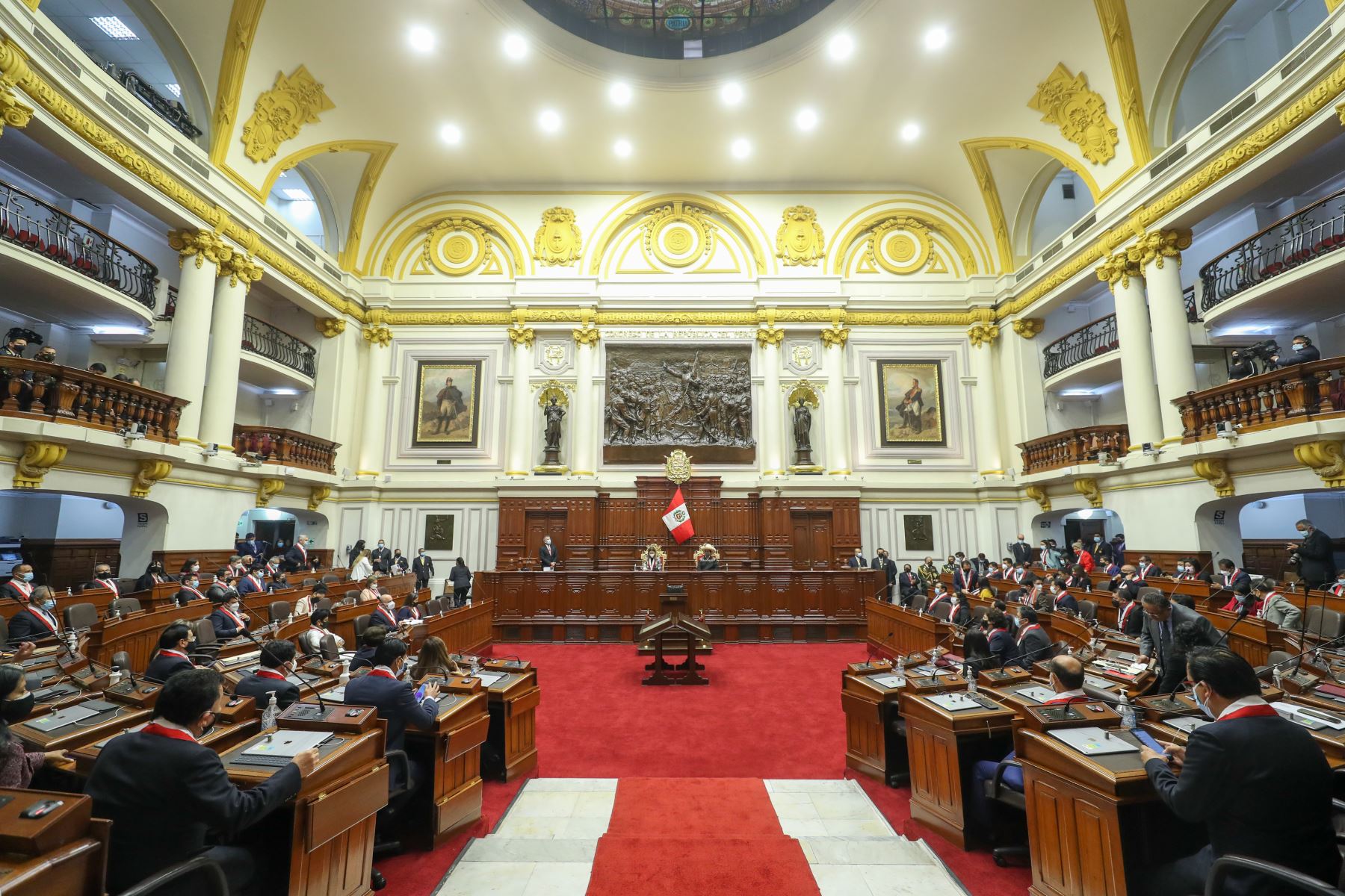 Perú Libre: congresista propone referéndum para un cambio de la Constitución