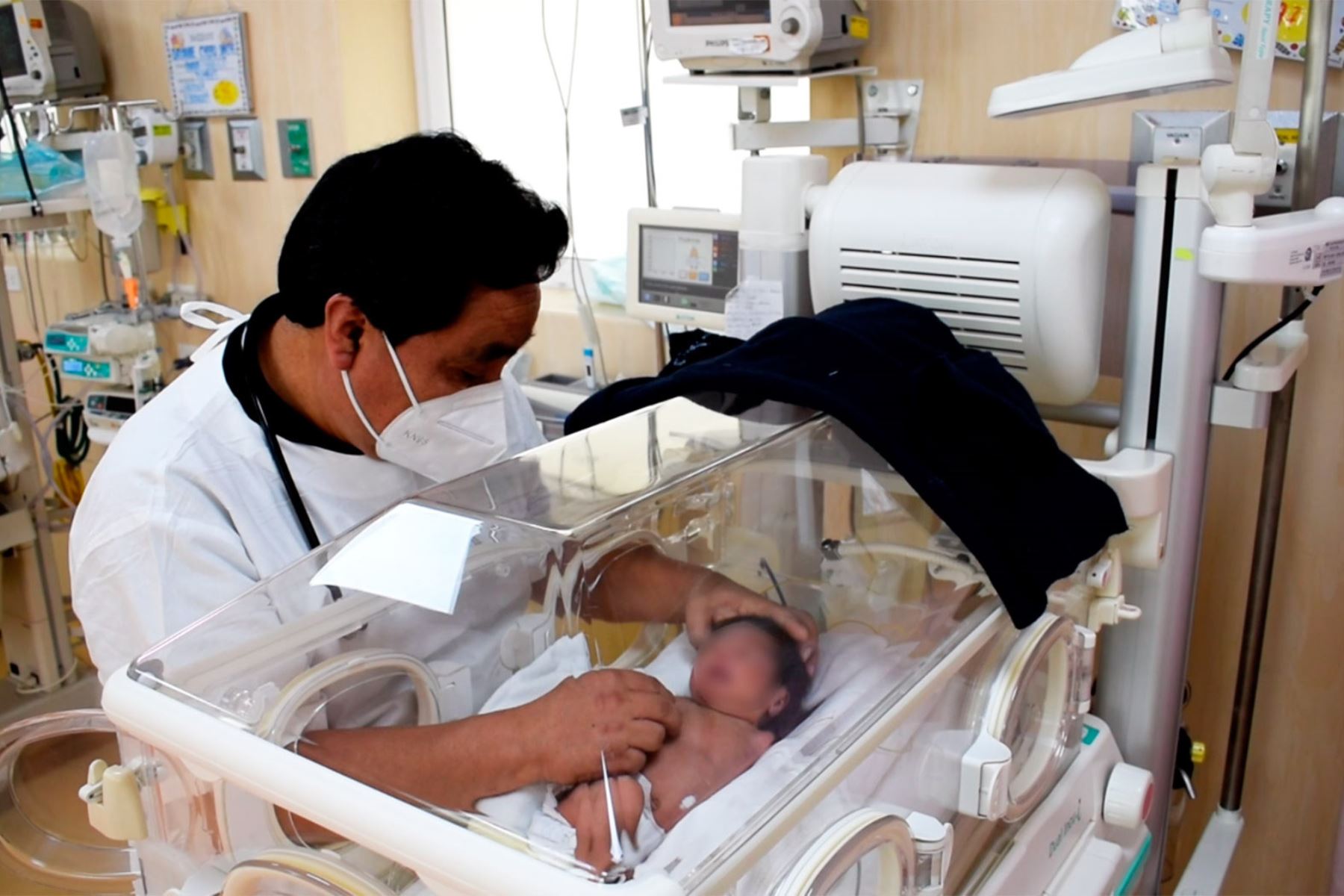 INSN-Breña: Pediatras continúan trabajando contra el COVID-19