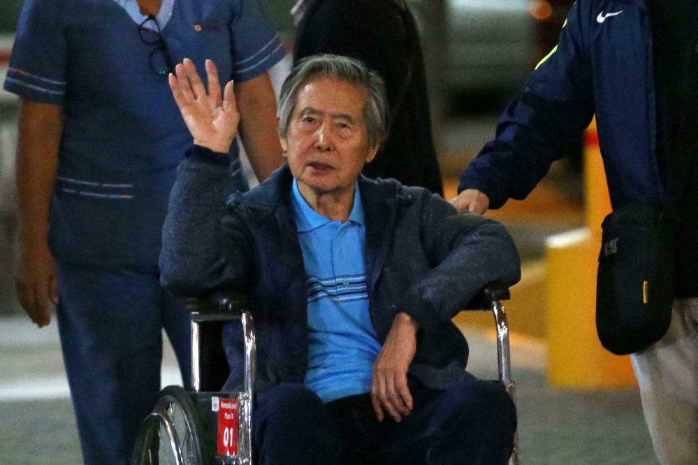 Alberto Fujimori fue internado de urgencia en clínica limeña